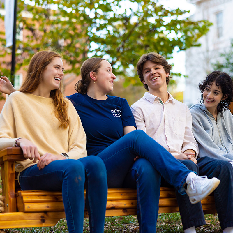 Emory students on Oxford Campus